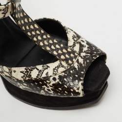 Fendi Black/White Python Embossed Leather T-Strap Platform Sandals Size 38