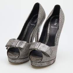 Pre Owned Fendi Silver/Grey Brocade Fabric And Leather Bow Open Toe Platform Pumps Size 38