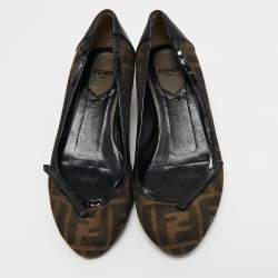 Pre Owned Fendi Tobacco Zucca Canvas Bow Round Toe Wedge Pumps Size 35.5