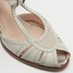 مملوكة مسبقًا Fendi Grey Leather Chameleon T-Strap Sandals Size 38