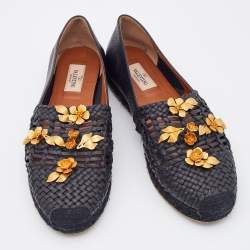 Pre Owned Valentino Black Woven Leather Flower Embellished Espadrilles Flats Size 39