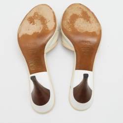 مملوكة مسبقًا Fendi Beige Zucca Fabric and Patent Leather Open Toe Slide Sandals Size 40