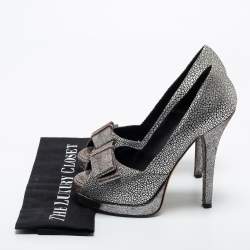 Pre Owned Fendi Silver Textured Fabric Bow Peep Toe Pumps Size 39