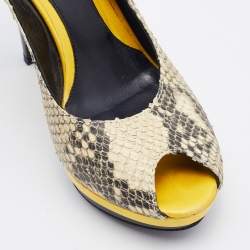 Pre Owned Fendi Cream/Black Python Embossed Leather Peep Toe Platform Slingback Pumps Size 38