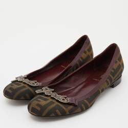 مملوكة مسبقًا Fendi Brown/Burgundy Zucca Canvas and Patent Leather Logo Ballet Flats Size 36