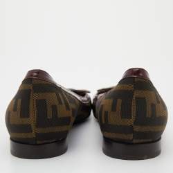 مملوكة مسبقًا Fendi Brown/Burgundy Zucca Canvas and Patent Leather Logo Ballet Flats Size 36