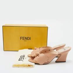 Fendi Beige Leather Bow Tie Karligraphy Slide Sandals Size 39