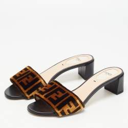 Pre Owned Fendi Brown Zucca Velvet Slide Sandals Size 36