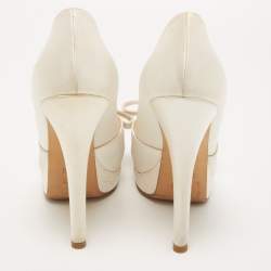 Pre Owned Fendi White Satin Deco Bow Peep Toe Platform Pumps Size 39