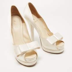 Pre Owned Fendi White Satin Deco Bow Peep Toe Platform Pumps Size 39