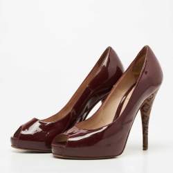 Pre Owned Fendi Burgundy Patent Leather Zucca Print Heel Peep Toe Pumps Size 37