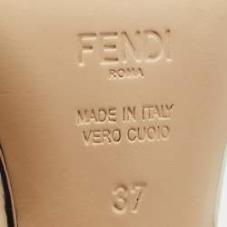 مملوكة مسبقًا Fendi Metallic Silver/Gold Foil Leather Strappy Sandals Size 37