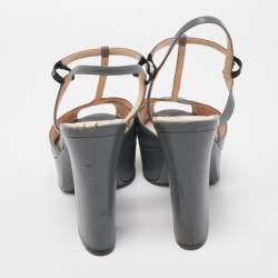 Pre Owned Fendi Grey Leather Platform T Strap Sandals Size 37