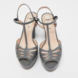 Pre Owned Fendi Grey Leather Platform T Strap Sandals Size 37