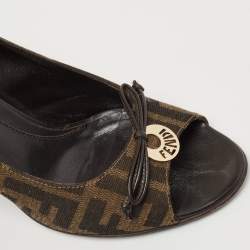 Pre Owned Fendi Brown Zucca Canvas Bow Peep Toe Pumps Size 36