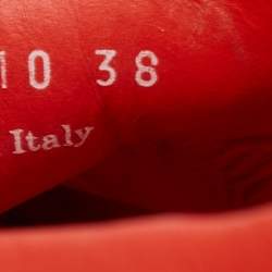 مملوكة مسبقًا Fendi Orange Leather Bag Bug Slip On Sneakers Size 38