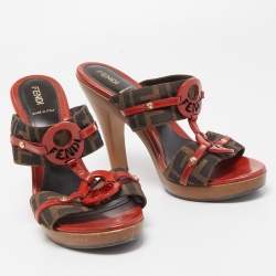 Fendi Brown Zucca Canvas and Patent Leather Platform Slide Size 39