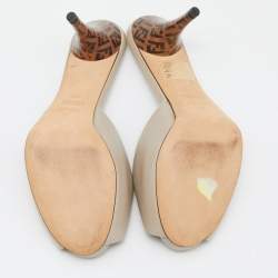 Pre Owned Fendi Beige Leather FF Superstar Peep Toe Slide Sandals Size 37.5