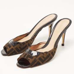 Fendi Brown/Black Zucca Canvas and Patent Leather Slide Sandals Size 39