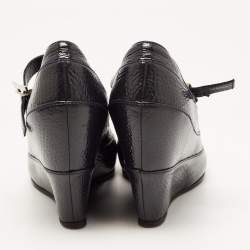 Fendi Two Tone Textured Leather Mary Jane Wedge Pumps Size 39