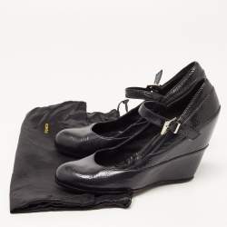 Fendi Two Tone Textured Leather Mary Jane Wedge Pumps Size 39