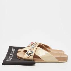 مملوكة مسبقًا Fendi Beige Patent Leather Flowerland Criss Cross Flat Slides Size 38