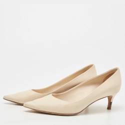Pre Owned Fendi Beige Leather Pointed Toe Pumps Size 36