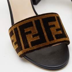 Pre Owned Fendi Brown Velvet FF Logo Slide Sandals Size 40