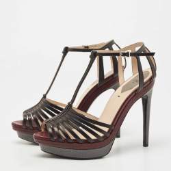 مملوكة مسبقًا Fendi Black Leather Strappy T-Bar Platform Sandals Size 39