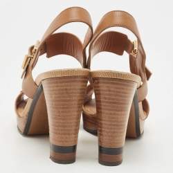 Pre Owned Fendi Beige Leather Ankle Strap Platform Sandals Size 40