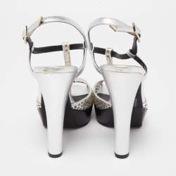 Pre Owned Fendi Metallic Silver Laser Cut Leather T-Strap Peep Toe Platform Sandals Size 40