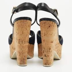 مملوكة مسبقًا Fendi Navy Blue/Black Denim and Lizard Embossed Leather Cork Wedge Platform Ankle Strap Sandals Size 38