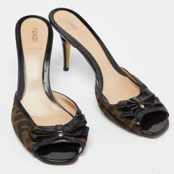 Fendi Brown/Black Zucca Canvas and Patent Leather Slide Sandals Size 40.5