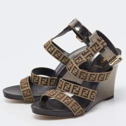 مملوكة مسبقًا Fendi Brown/Beige Canvas and Leather Wedge Sandals Size 39