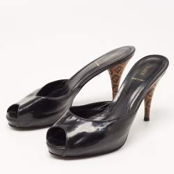 Pre Owned Fendi Black Patent Leather Peep Toe Platform Slide Sandals Size 39