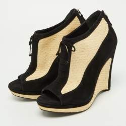Pre Owned Fendi Black/Beige Suede and Raffia Wedge Peep Toe Booties Size 37