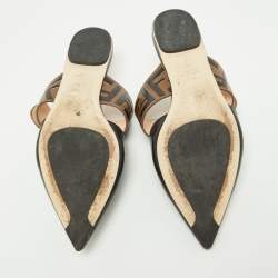 Fendi Black/Tobacco Zucca Leather Flat Mule Sandals Size 37