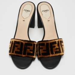 Pre Owned Fendi Brown/Beige Zucca Velvet Slide Sandals Size 39