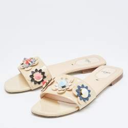 Pre Owned Fendi Beige Patent Leather Flower Embellished Flat Slides Size 38