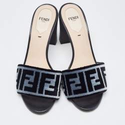 Pre Owned Fendi Black/Grey Zucca Velvet Slide Sandals Size 37.5