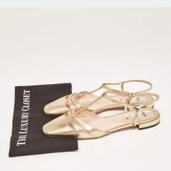 Pre Owned Fendi Gold Leather T-Strap Flat Sandals Size 38