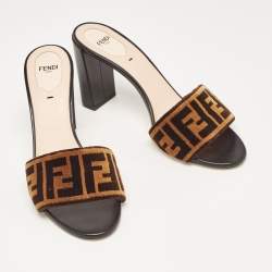 Pre Owned Fendi Brown Velvet Slide Sandals Size 41