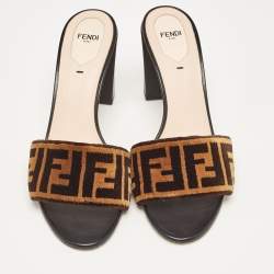 Pre Owned Fendi Brown Velvet Slide Sandals Size 41