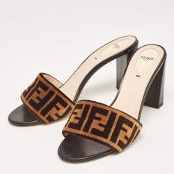 Pre Owned Fendi Brown Velvet Slide Sandals Size 41
