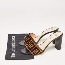Pre Owned Fendi Brown Velvet Slide Sandals Size 41