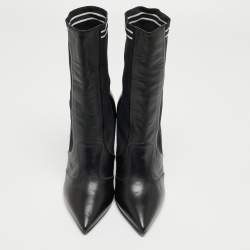 مملوكة مسبقًا Fendi Black Leather and Fabric Ankle Boots Size 38