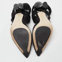 مملوكة مسبقًا Fendi Black Zucca Mesh and Canvas Colibri Slingback Pumps Size 38