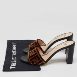 Pre Owned Fendi Brown/Beige Zucca Velvet Slide Sandals Size 39.5