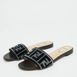 مملوكة مسبقًا Fendi Blue/Black Zucca Velvet Flat Slides Size 37.5
