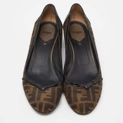 Pre Owned Fendi Brown Tobacco Zucca Canvas and Lizard Embossed Leather Bow Block Heel Pumps Size 41